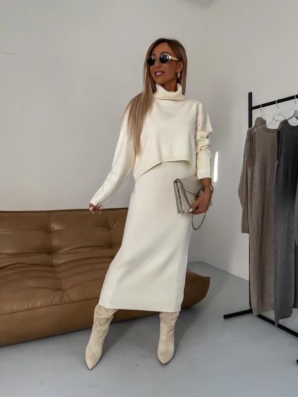 Nina™ - Stylish Winter Outfit Set