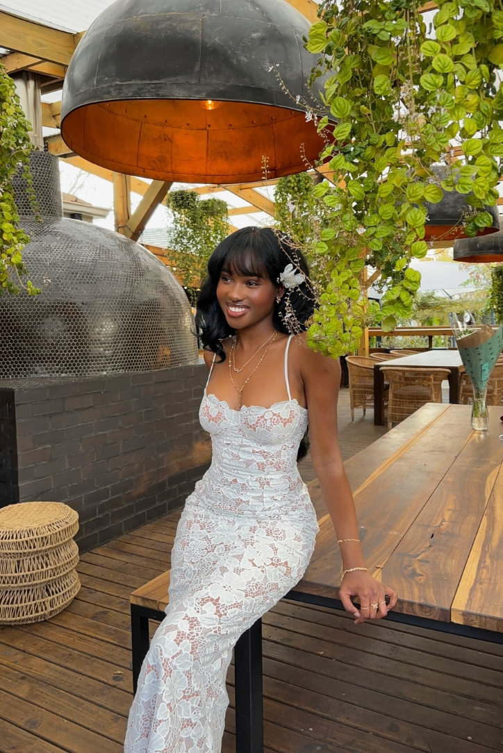 Maddie ™ | Lace Maxi Gown