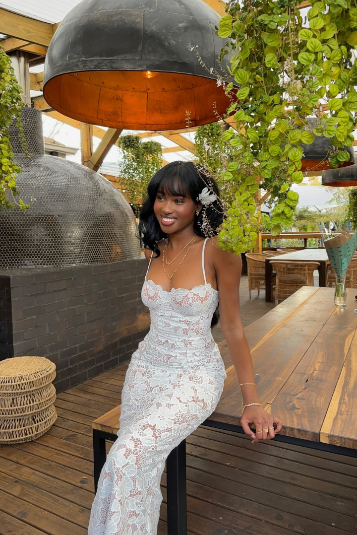 Maddie ™ | Lace Maxi Gown